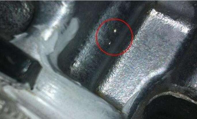 鋁鑄件沙眼 鋁鑄件沙眼